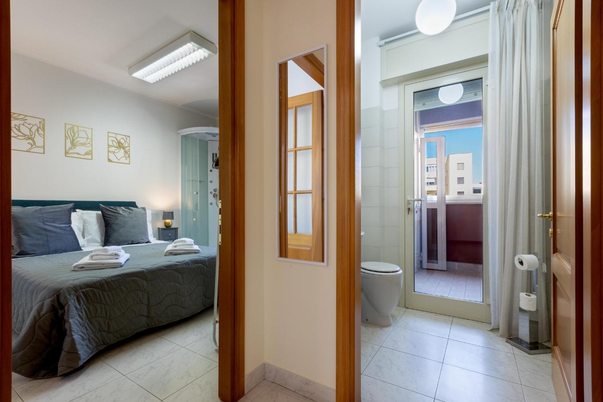 Fior Di Loto Central Cagliari Exteriör bild