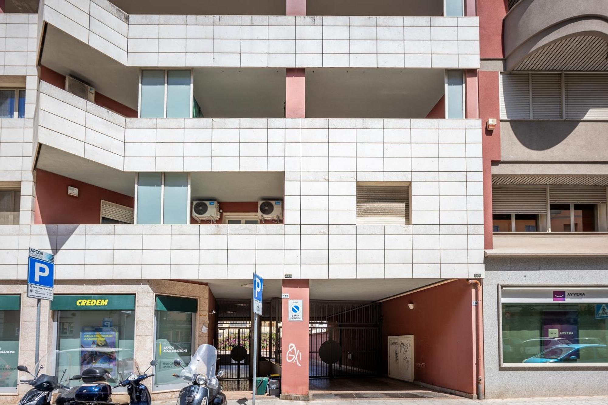 Fior Di Loto Central Cagliari Exteriör bild
