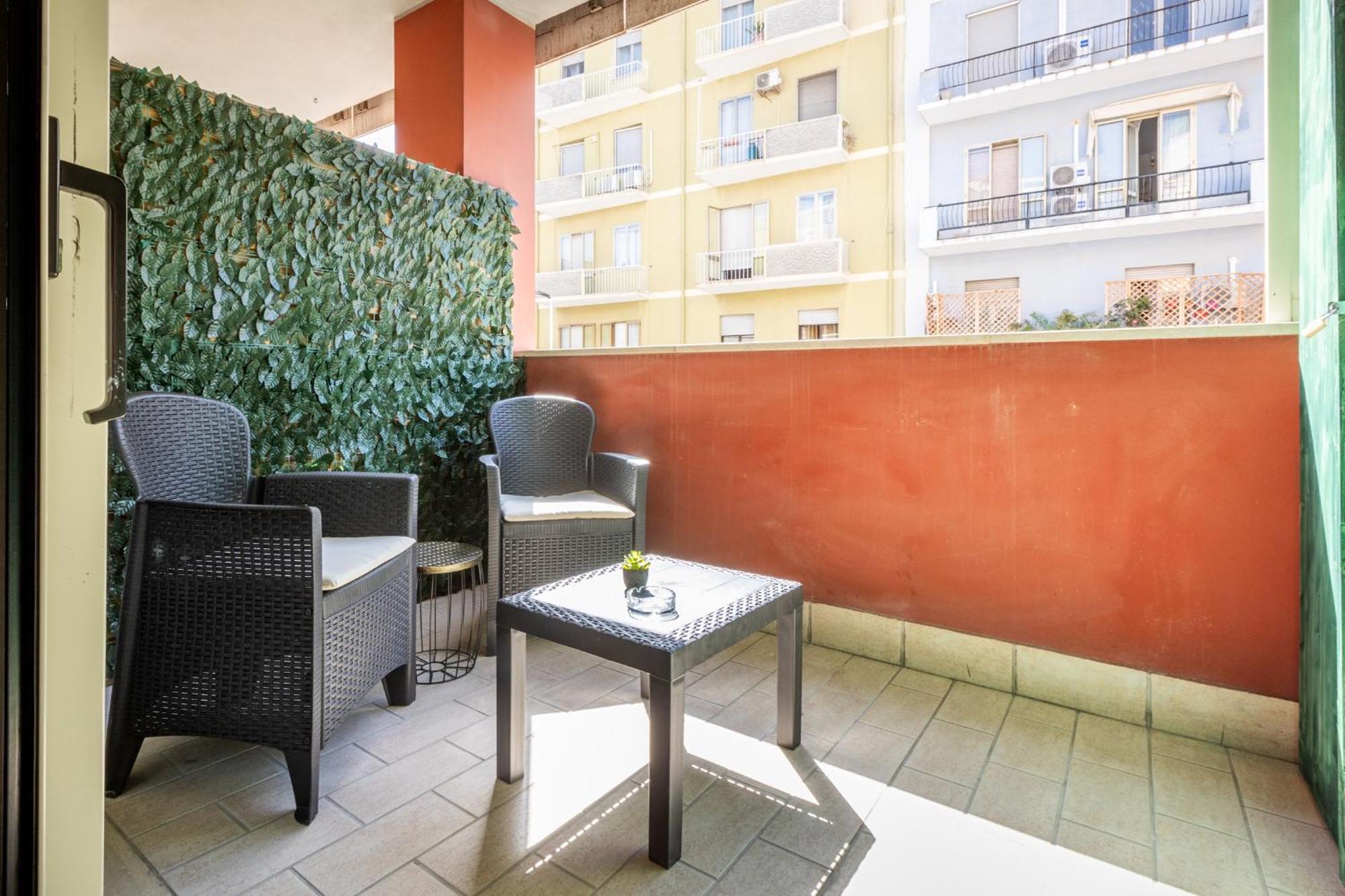 Fior Di Loto Central Cagliari Exteriör bild